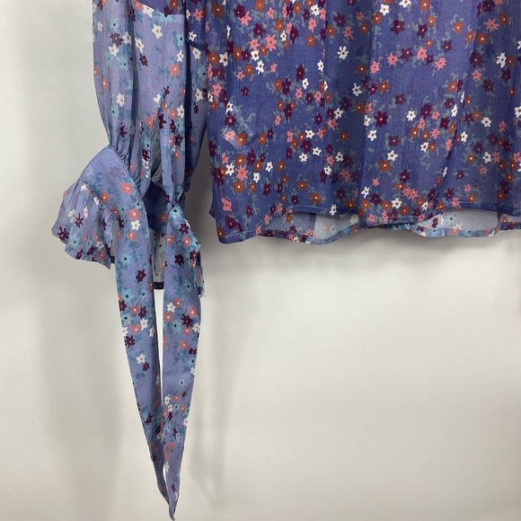 Paige DOROTHY BLOUSE in Crown Blue Floral Boho fits true to size- size XS - Picture 6 of 14